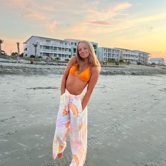 Meet your Posher, Cara - Picture 1 of 1